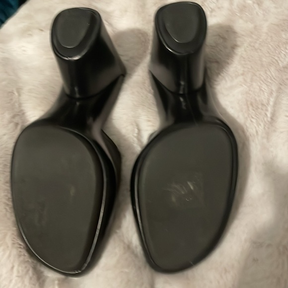 Via Spiga Size 6M black - Picture 3 of 3